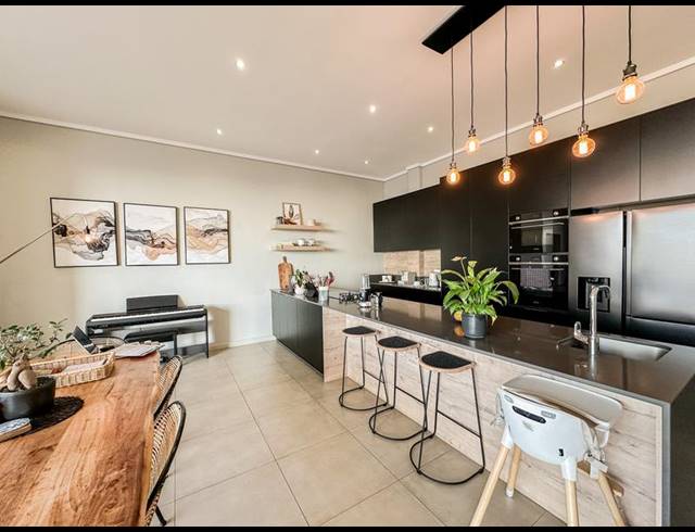 3 BEDROOM APARTMENT FOR SALE IN MIDSTREAM ESTATE